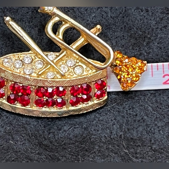 Signed ORA Vintage Musical Drum Drummer Pin Brooch Gold Tone & Rhinestone - Picture 4 of 8